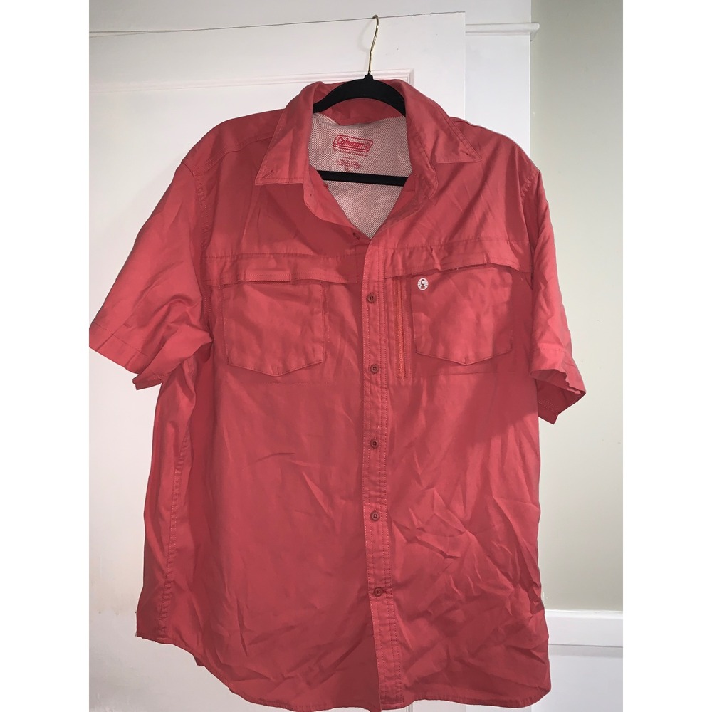Coleman Mens XL Fishing Shirt Short Sleeve Vented Button Down Coral Red Pocket